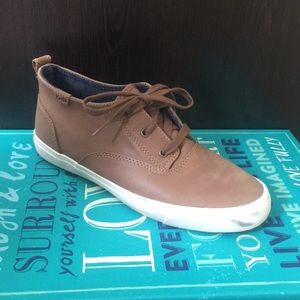 Keds Women’s Triumph Mid Leather Fashion Sneaker